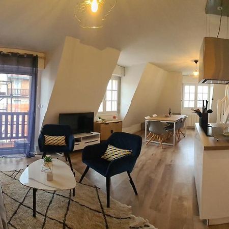 Duplex Au Coeur De Deauville Avec Vue Imprenable Et Parking Prive Екстер'єр фото